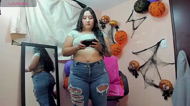 Snapshot of cherrycurvyyy chatting on November 2025 07:18:02 PM cherrycurvyyy online show from November 2025 07:18:02 PM