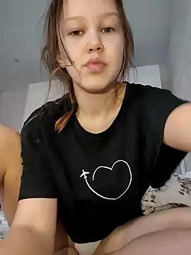 Snapshot of _AnMiss_ chatting on November 2025 10:48:01 AM AnMiss online show from November 2025 10:48:01 AM