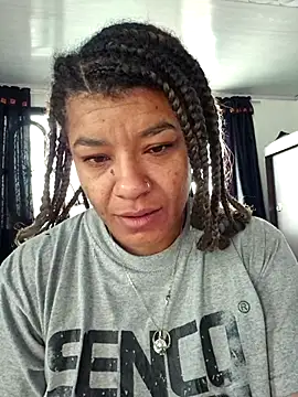 Selket11 online show from October 2025 02:14:02 PM