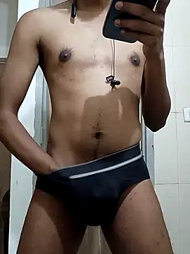 Snapshot of JerryJerome01 chatting on November 2025 11:42:02 AM JerryJerome01 online show from November 2025 11:42:02 AM