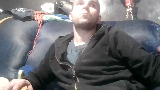 Snapshot of robeaulieu02 chatting on February 2025 06:08:02 AM robeaulieu02 online show from February 2025 06:08:02 AM