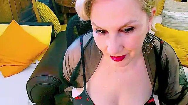 GattonaBiondona online show from February 2026 08:46:02 AM