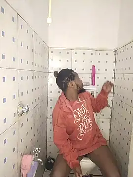 Freaky Vannahs online show from November 2025 03:00:02 AM