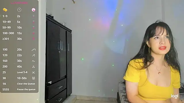 lolacute69 online show from March 2026 03:53:02 PM