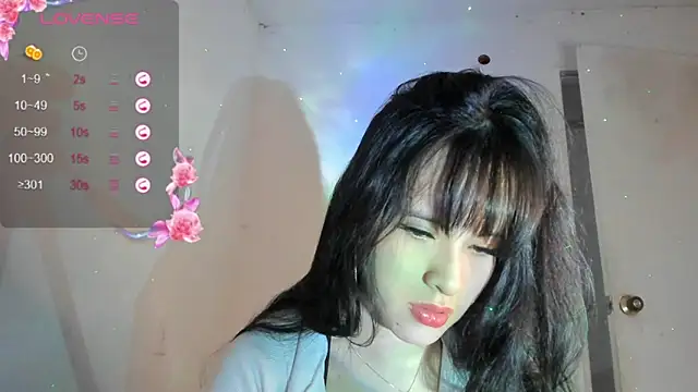 Snapshot of lolacute69 chatting on October 2025 03:18:02 AM lolacute69 online show from October 2025 03:18:02 AM