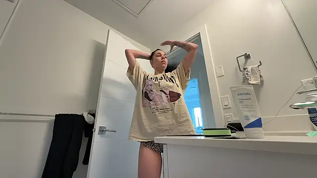 NattyFierros online show from March 2026 06:45:01 PM