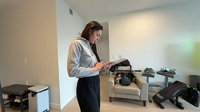 NattyFierros online show from April 2026 08:20:02 PM