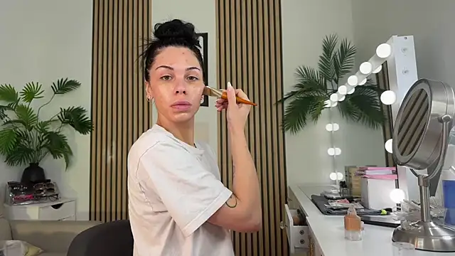 NattyFierros online show from October 2025 05:43:02 PM