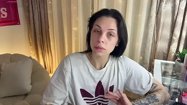 NattyFierros online show from May 2026 08:01:01 AM