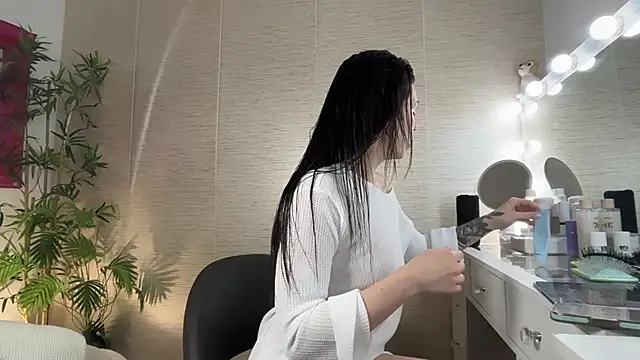 NattyFierros online show from May 2026 04:47:01 PM
