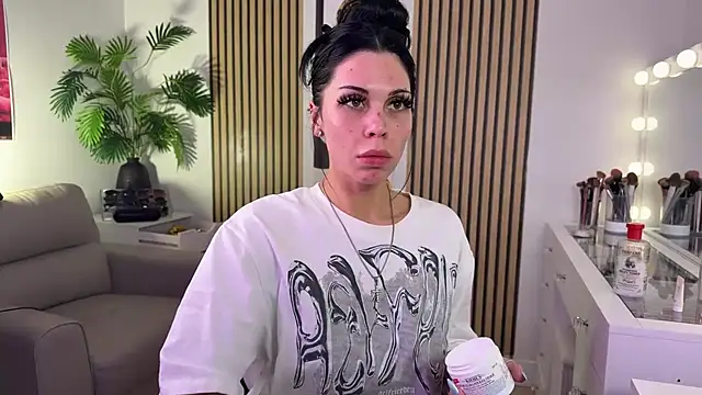 NattyFierros online show from October 2025 07:39:02 AM