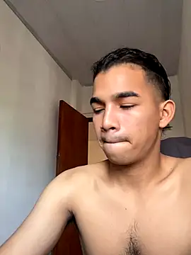 Boypolla11 online show from November 2025 12:53:01 PM