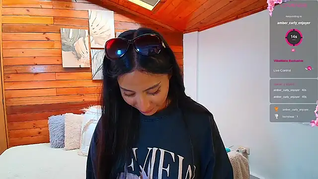 amber curly online show from October 2025 08:45:01 PM