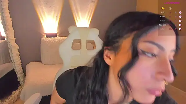 amber curly online show from February 2025 07:22:02 PM