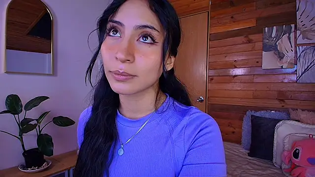 amber curly online show from April 2026 06:12:02 PM