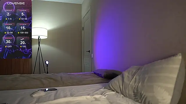 TaisonBrownX online show from September 2025 06:37:02 PM