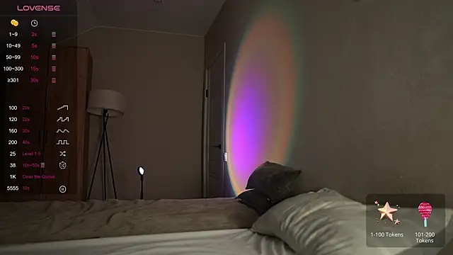 TaisonBrownX online show from October 2025 04:13:02 AM