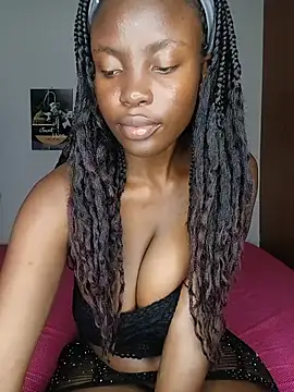 Snapshot of Tushy_baiby2000 chatting on May 2026 07:47:02 PM Tushy baiby2000 online show from May 2026 07:47:02 PM