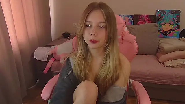 Olivka Grr online show from September 2025 12:52:01 PM