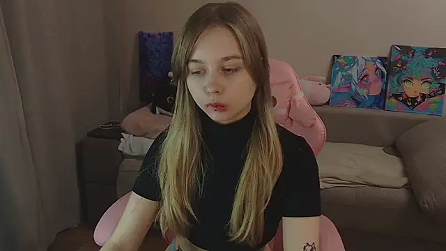 Olivka Grr online show from November 2025 03:23:02 PM