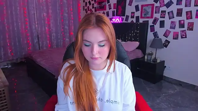 BellaTorne  online show from March 2025 03:42:01 PM