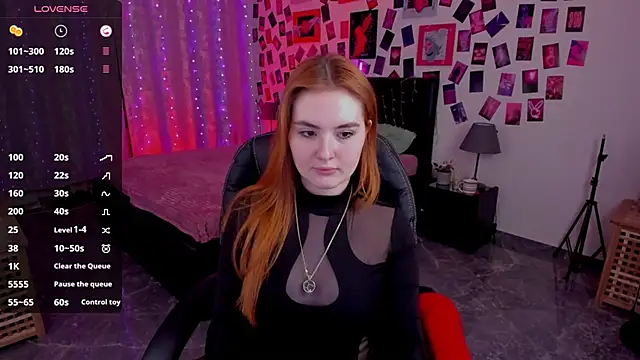 BellaTorne  online show from March 2025 04:00:02 PM