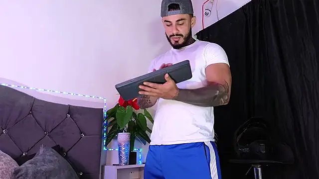 john cartter1 online show from February 2026 12:07:01 PM