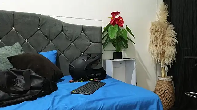 john cartter1 online show from March 2026 12:01:02 PM