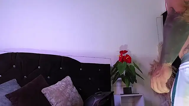 john cartter1 online show from February 2026 12:04:02 PM