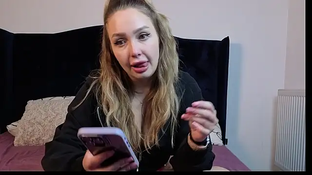 AnnaMaee online show from February 2026 11:06:02 PM