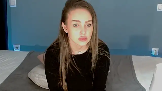 Snapshot of AnnaMaee chatting on January 2025 02:50:01 AM AnnaMaee online show from January 2025 02:50:01 AM