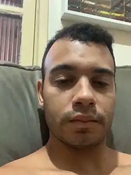 rodrig3105 online show from February 2025 01:32:01 PM