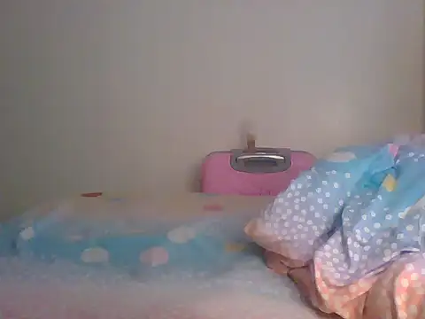 Snapshot of Fine_baby0001 chatting on June 2026 12:32:01 PM Fine baby0001 online show from June 2026 12:32:01 PM