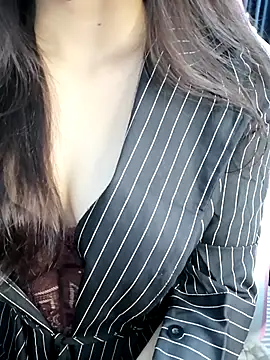  Linez  online show from September 2025 06:14:01 PM