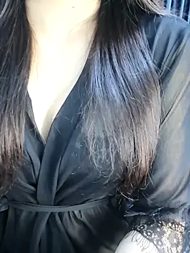  Linez  online show from November 2025 05:02:01 PM