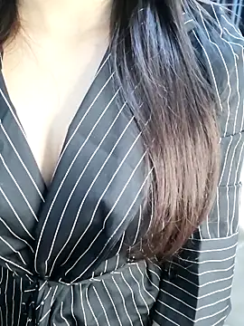  Linez  online show from November 2025 04:19:02 PM