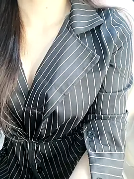  Linez  online show from November 2025 05:49:02 PM