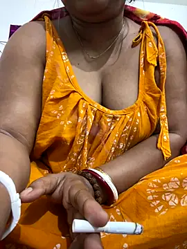 Nancy-22 online show from December 2025 01:33:02 PM