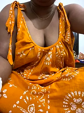 Nancy-22 online show from November 2025 01:33:01 PM