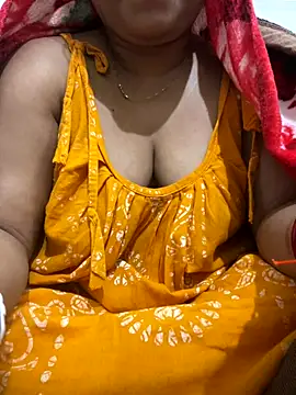 Nancy-22 online show from January 2026 06:44:02 PM