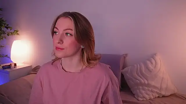 kris69kiss online show from February 2026 01:11:02 PM