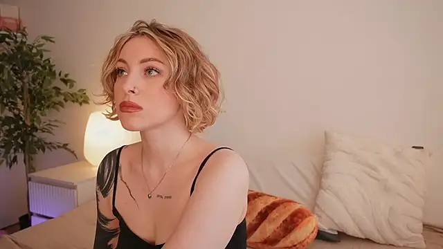 kris69kiss online show from March 2026 01:34:02 PM