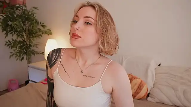 kris69kiss online show from March 2026 01:12:02 PM