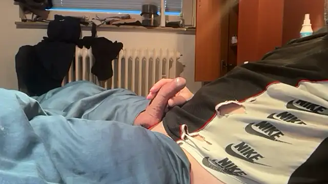 Geilerjung69 online show from February 2026 06:25:02 AM