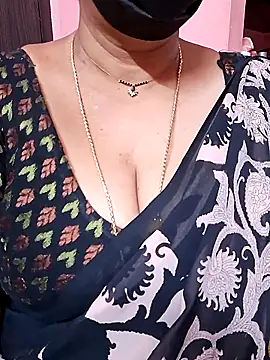 ananya956 online show from November 2025 11:59:01 AM