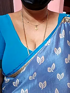 ananya956 online show from November 2025 02:20:01 PM