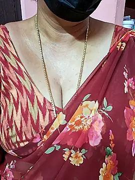 ananya956 online show from October 2025 01:59:01 AM