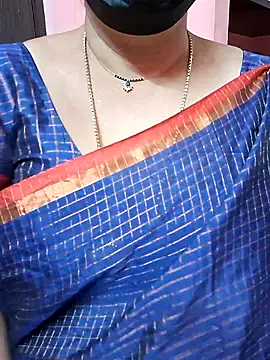 ananya956 online show from November 2025 05:22:02 AM