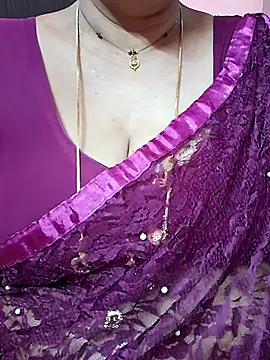 ananya956 online show from April 2026 10:22:02 PM