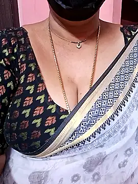 ananya956 online show from November 2025 12:42:01 PM